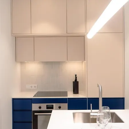 Charming 1-bedroom In The Heart Of Graca | By Airnest Apartment