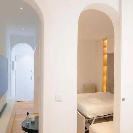 Apartment Charming 1-bedroom In The Heart Of Graca | By Airnest Lisbon