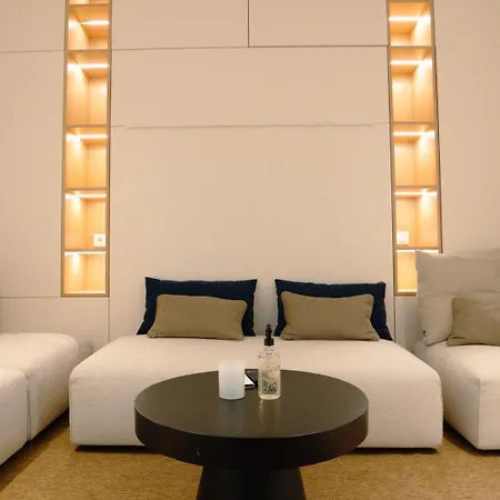 Charming 1-bedroom In The Heart Of Graca | By Airnest Lissabon