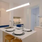 Charming 1-bedroom In The Heart Of Graca | By Airnest Appartement
