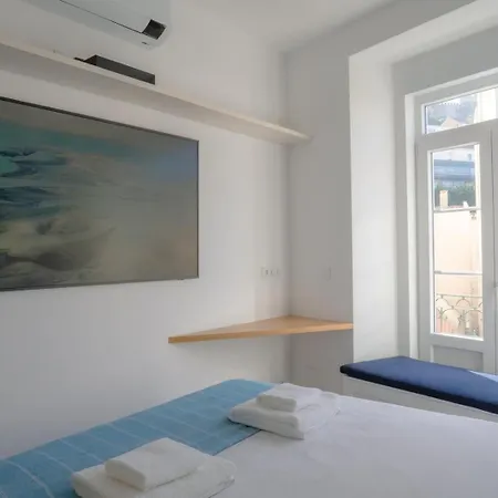 Lägenhet Charming 1-bedroom In The Heart Of Graca | By Airnest *