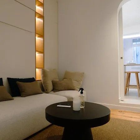 Lägenhet Charming 1-bedroom In The Heart Of Graca | By Airnest Lisboa