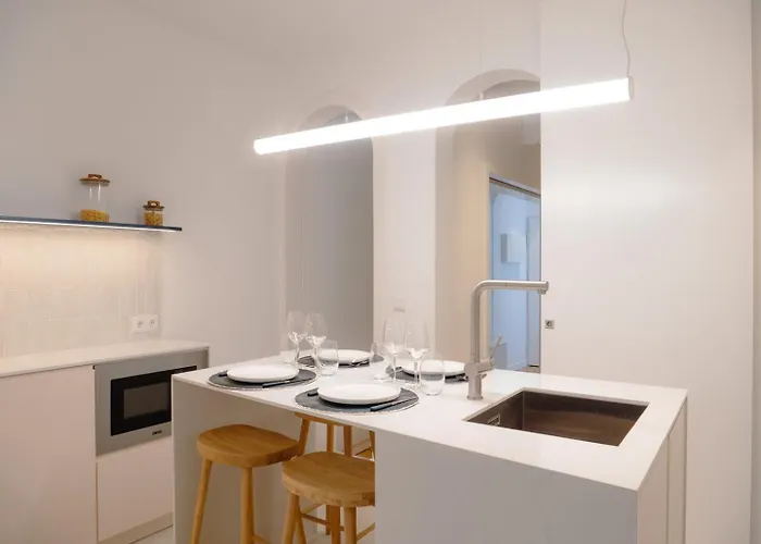 Charming 1-bedroom In The Heart Of Graca | By Airnest * Lisboa
