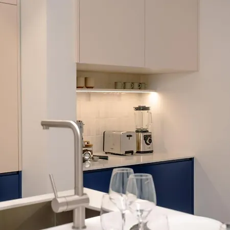 Charming 1-bedroom In The Heart Of Graca | By Airnest Appartement *